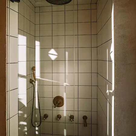 Appartement Famous Parisian Designer'S Pied-A-Terre In Le Marais Extérieur photo