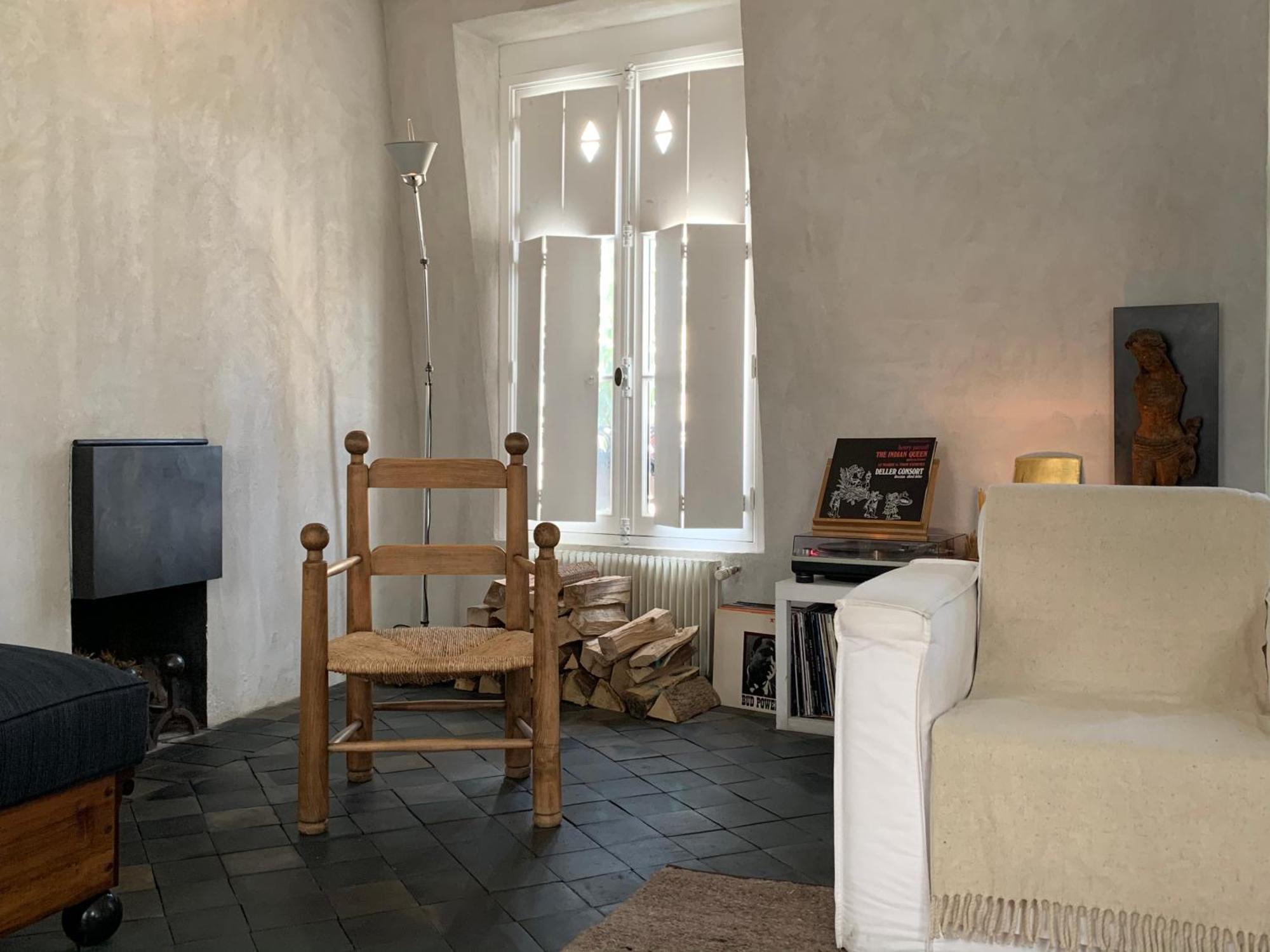 Appartement Famous Parisian Designer's Pied-a-terre In Le Marais *